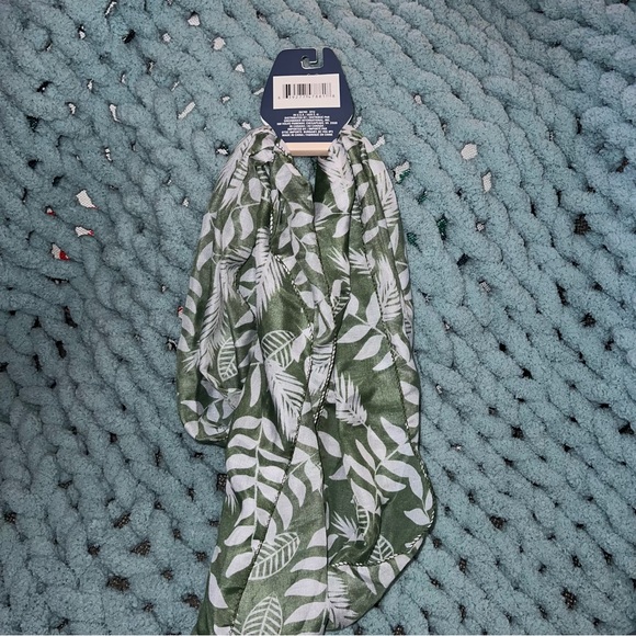 Juncture Green Leaf Print Infinity Scarf - Picture 6 of 6